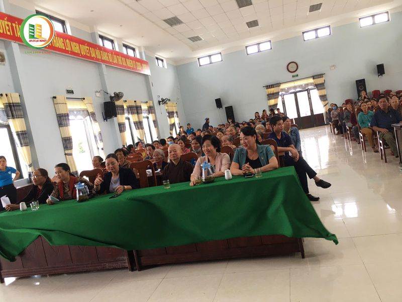 Lam Linh Land chung tay cùng đồng bào vùng lũ