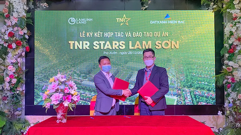 Lễ ký kết hợp tác chiến lược giữa TNR Holdings Việt Nam và Lam Linh Land