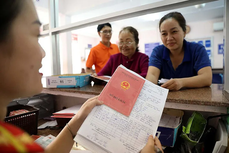 3 việc phải làm trước khi Sổ hộ khẩu giấy bị xóa bỏ?