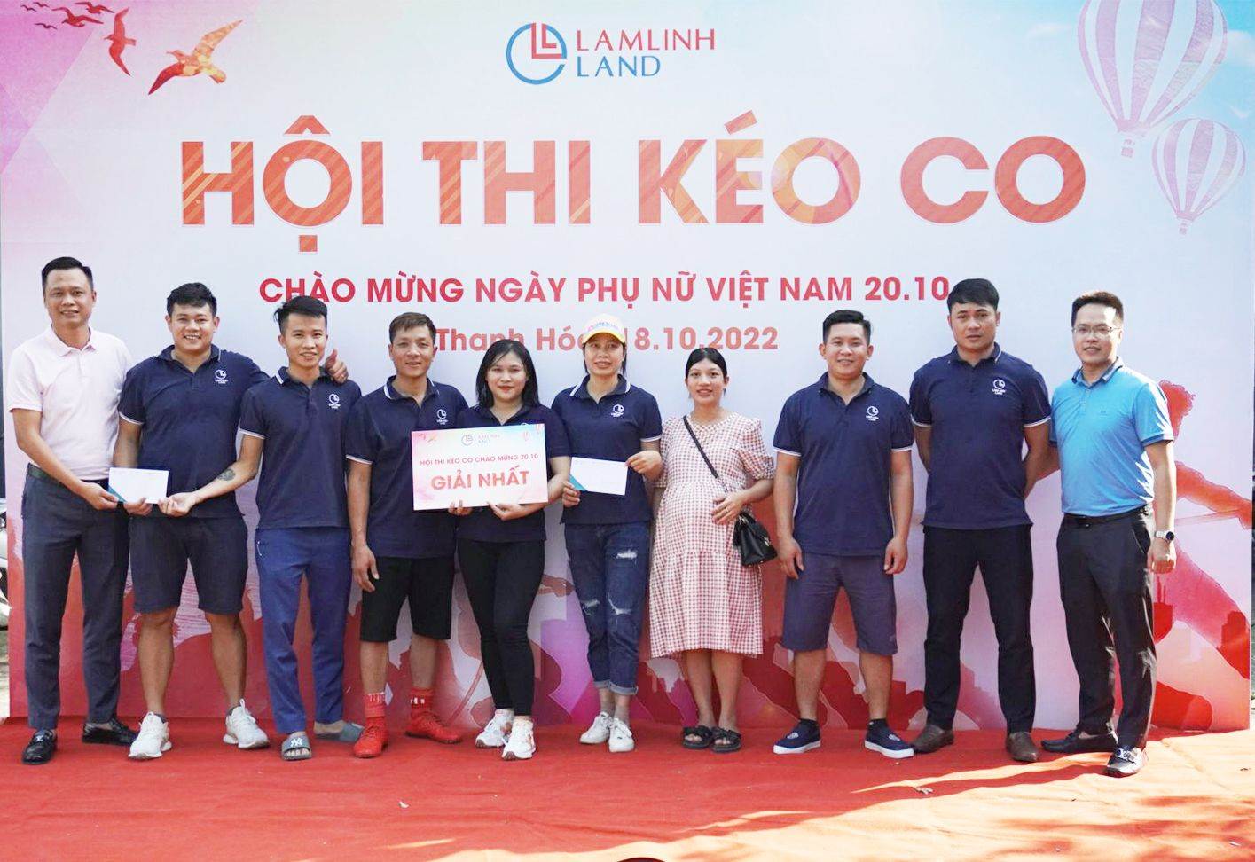 Hội thi kéo co chào mừng ngày 20-10-2022
