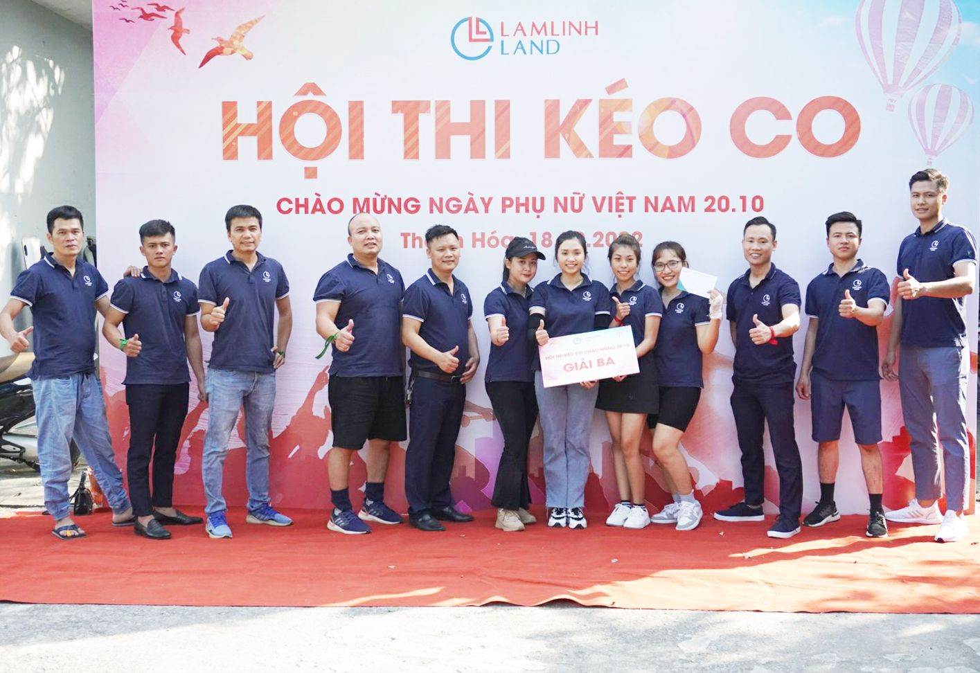 Hội thi kéo co chào mừng ngày 20-10-2022