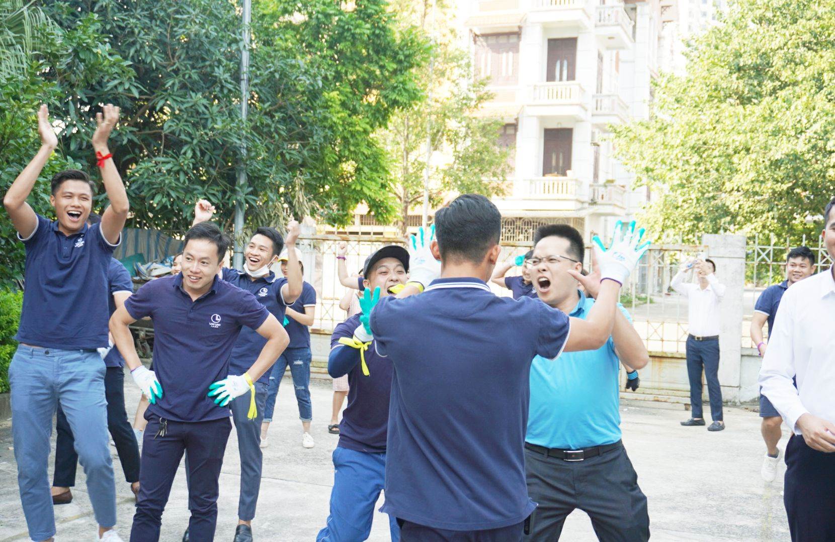 Hội thi kéo co chào mừng ngày 20-10-2022