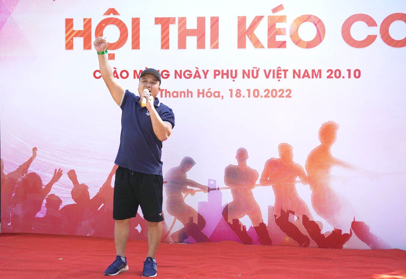 Hội thi kéo co chào mừng ngày 20-10-2022
